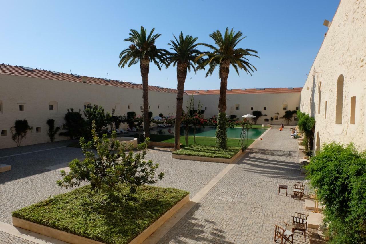 Flattered To Be In Algarve Tavira