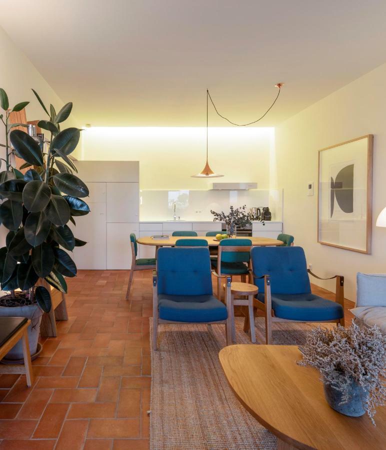 Flattered To Be In Algarve Apartment